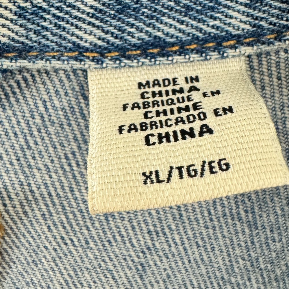 Levi’s Jean Jacket - image 7